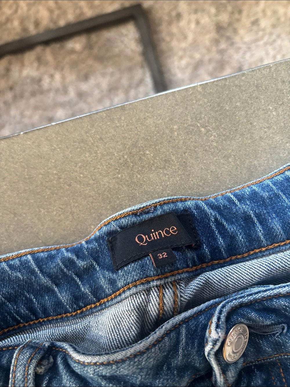 Quince Wide-Leg Jeans in Medium Blue Wash - Picture 2 of 3